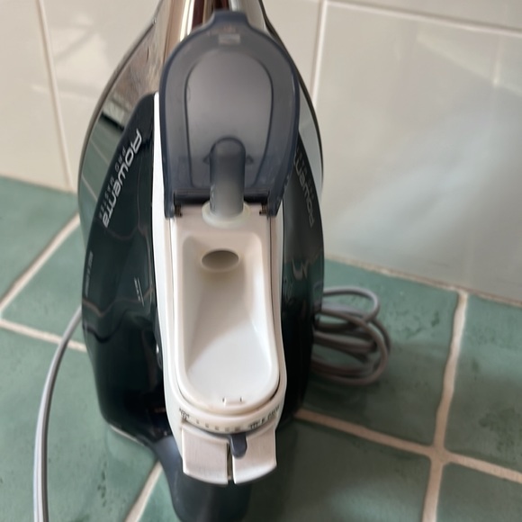 Rowenta Pro Master 1750W Iron made in Germany High Precision - Picture 9 of 12